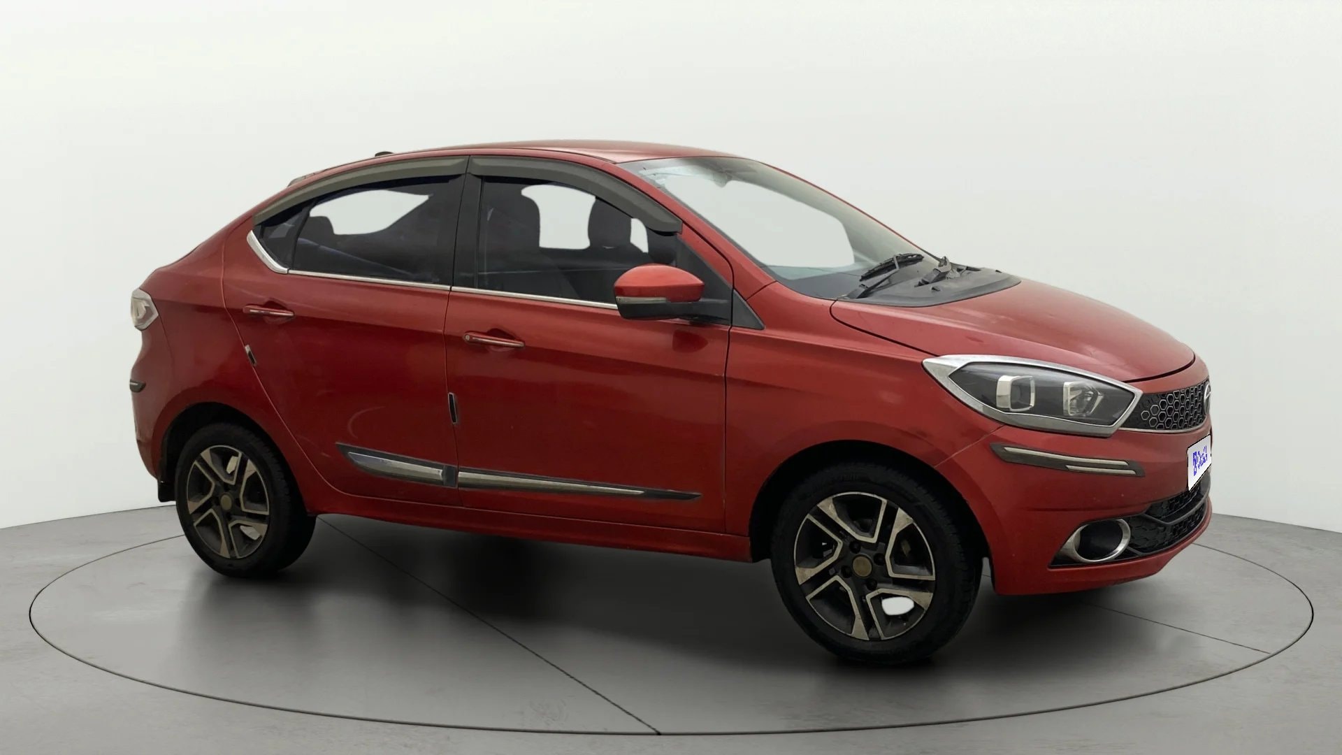 View 2019 Tata Tigor XE Diesel Image 21 Used 2019 Tata Tigor XE Diesel Image 21