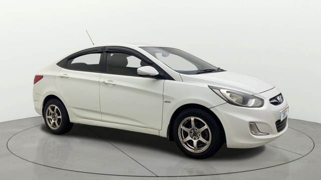 View Hyundai Fluidic Verna Image 22 Used Hyundai Fluidic Verna Image 22