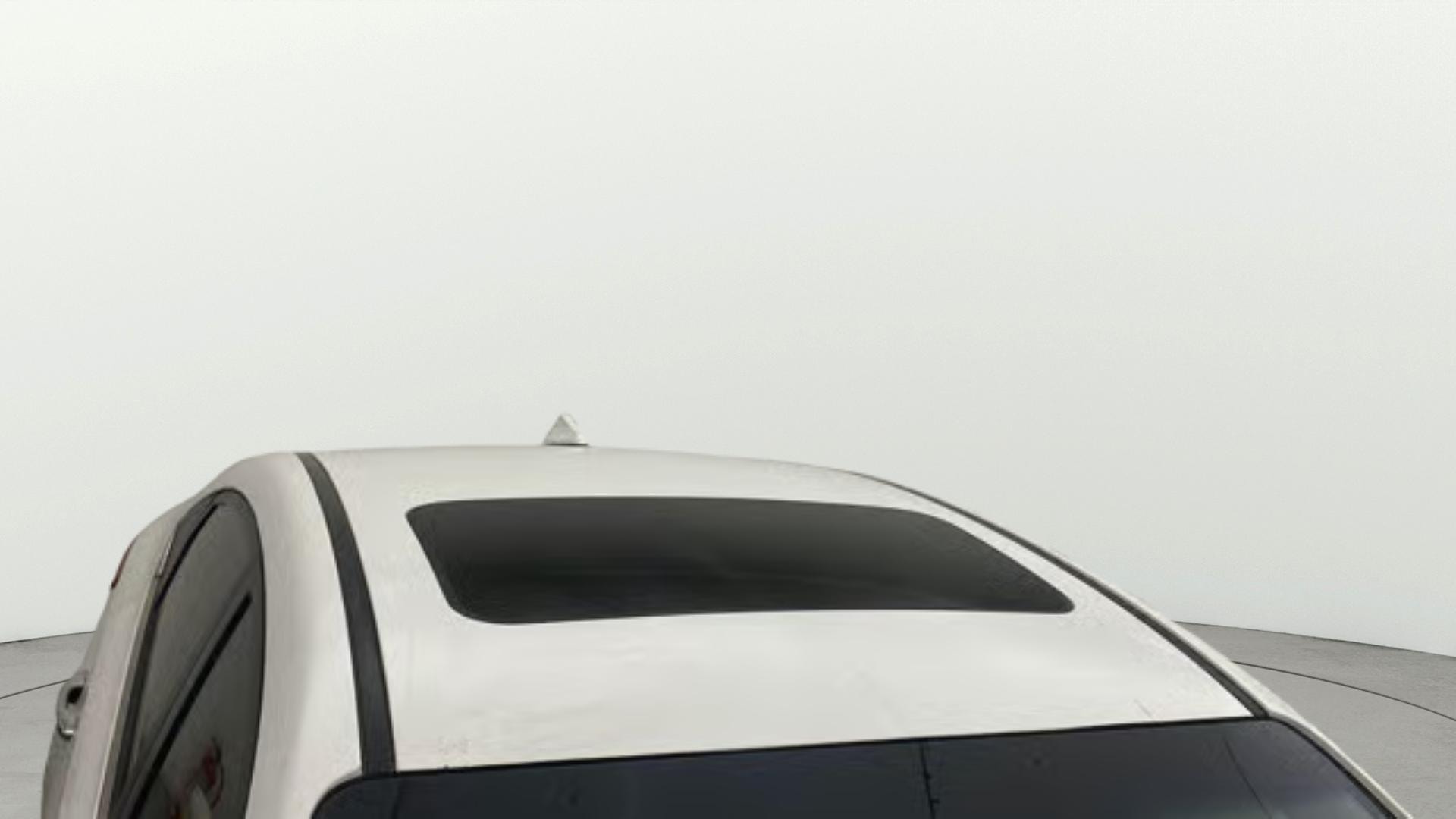 View 2019 Hyundai Verna 1.6 VTVT SX (O) AT Image 7 Used 2019 Hyundai Verna 1.6 VTVT SX (O) AT Image 7