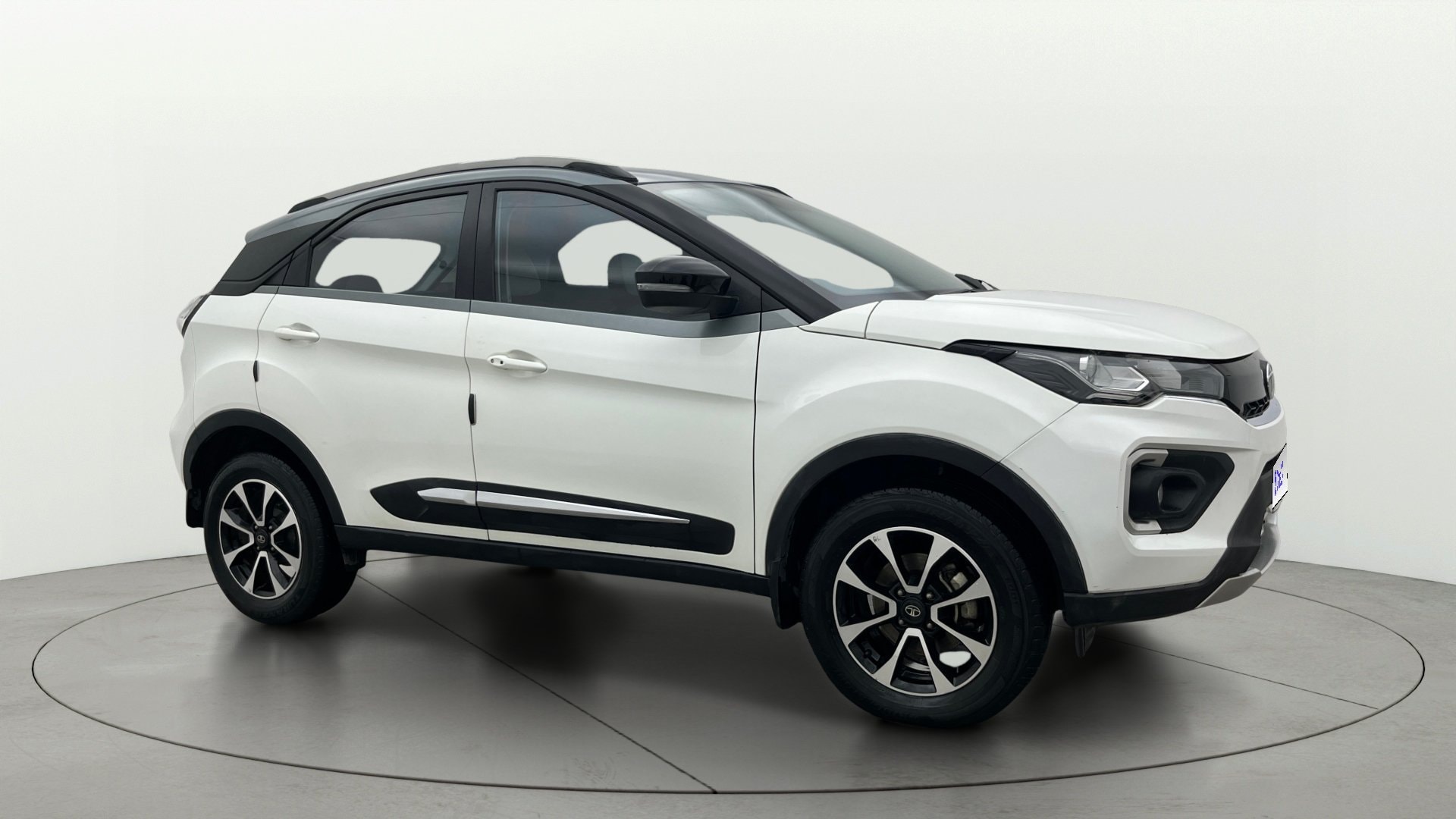 View 2021 Tata Nexon Revotron XE Image 37 Used 2021 Tata Nexon Revotron XE Image 37