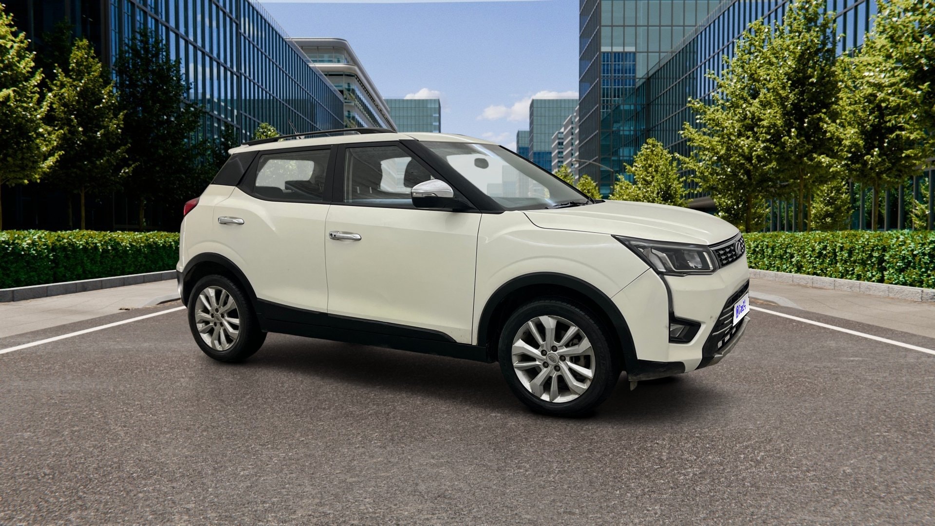View 2019 Mahindra XUV300 W4 Petrol BS IV Image 22 Used 2019 Mahindra XUV300 W4 Petrol BS IV Image 22