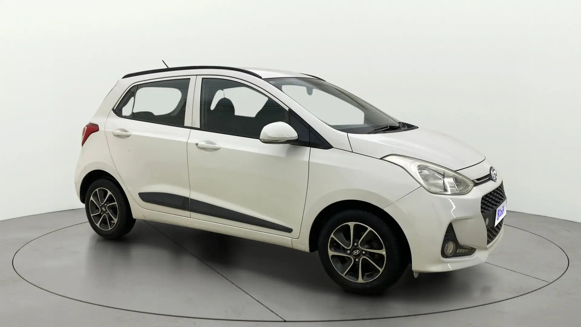 View 2017 Hyundai Grand i10 1.2 Sportz Petrol AT Image 21 Used 2017 Hyundai Grand i10 1.2 Sportz Petrol AT Image 21