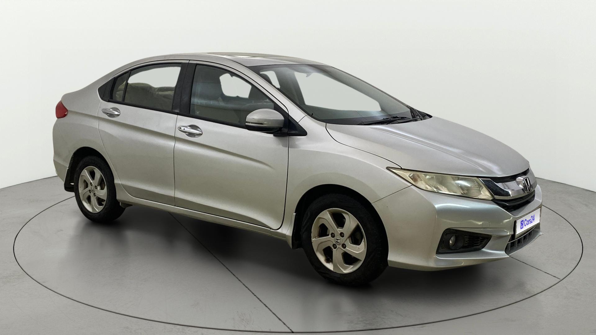 View 2015 Honda City ZX MT Diesel Anniversary Edition Image 14 Used 2015 Honda City ZX MT Diesel Anniversary Edition Image 14