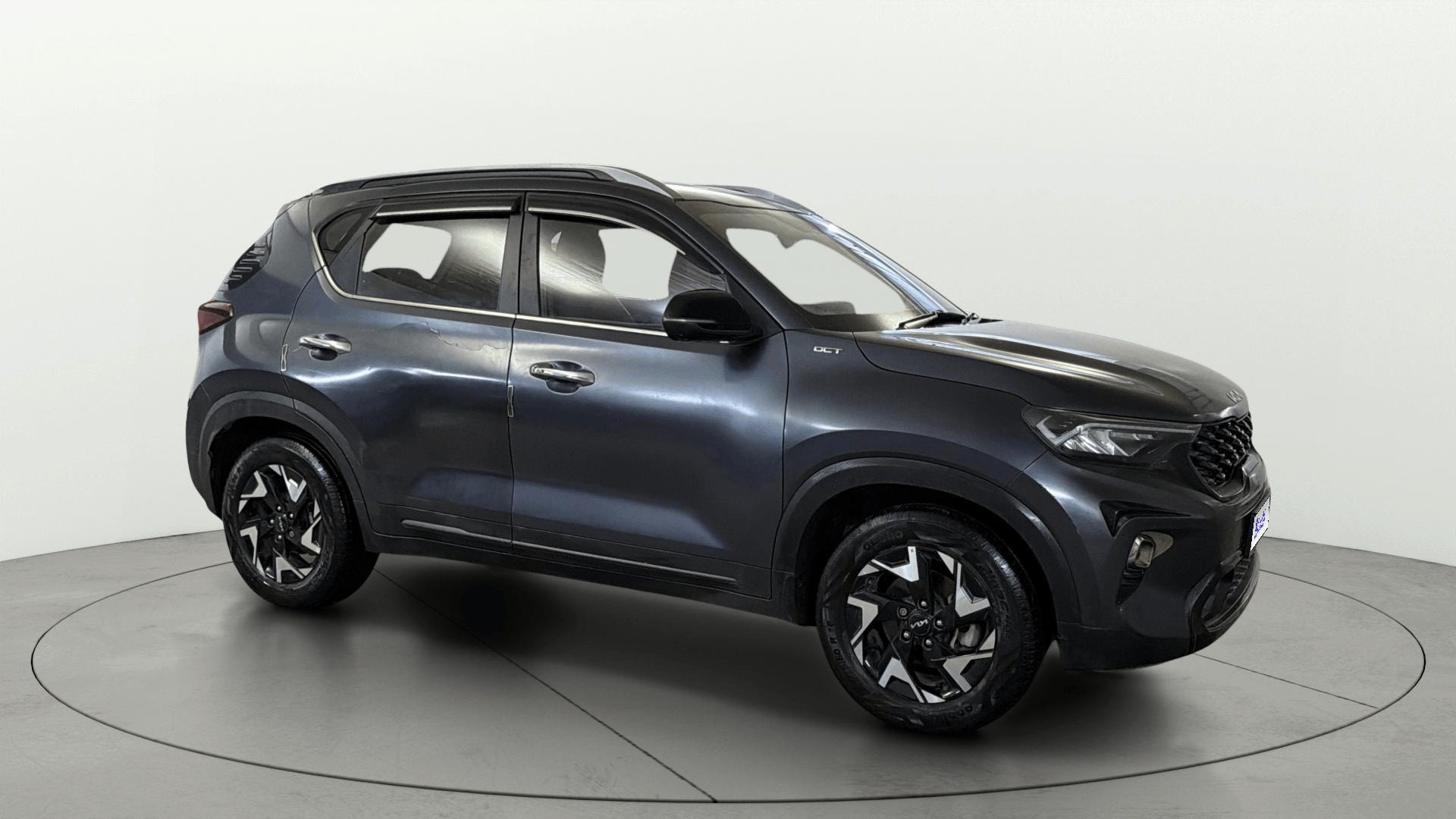 View 2023 Kia Sonet X-Line DCT Petrol Image 39 Used 2023 Kia Sonet X-Line DCT Petrol Image 39