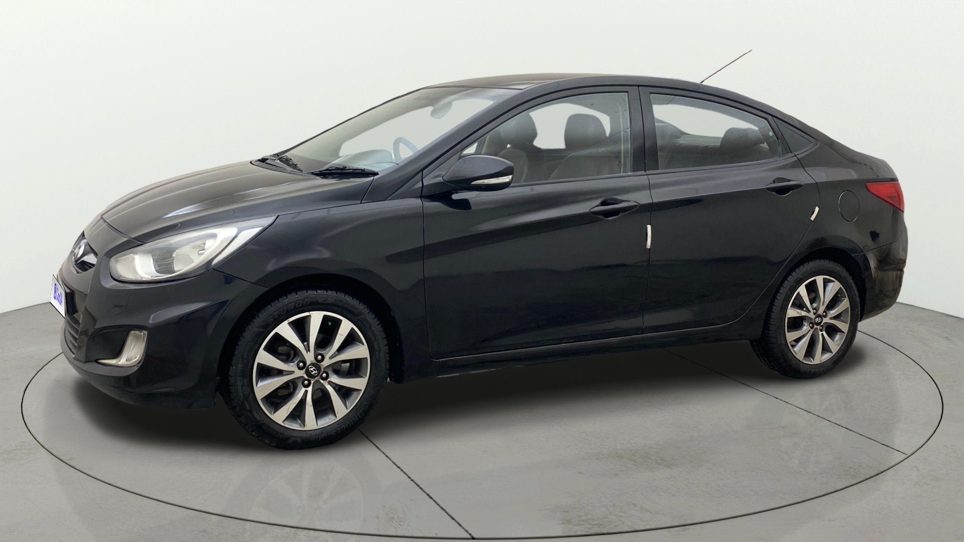 View 2014 Hyundai Fluidic Verna 1.6 VTVT SX Image 35 Used 2014 Hyundai Fluidic Verna 1.6 VTVT SX Image 35