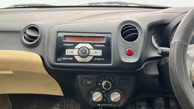 View Honda Amaze Image 17 Used Honda Amaze Image 17