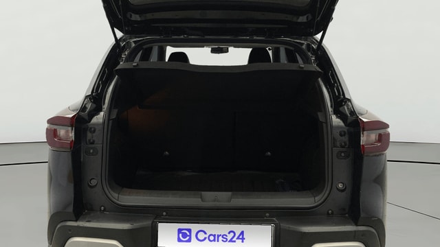View Nissan Magnite Image 38 Used Nissan Magnite Image 38