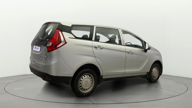 View Mahindra Marazzo Image 43 Used Mahindra Marazzo Image 43