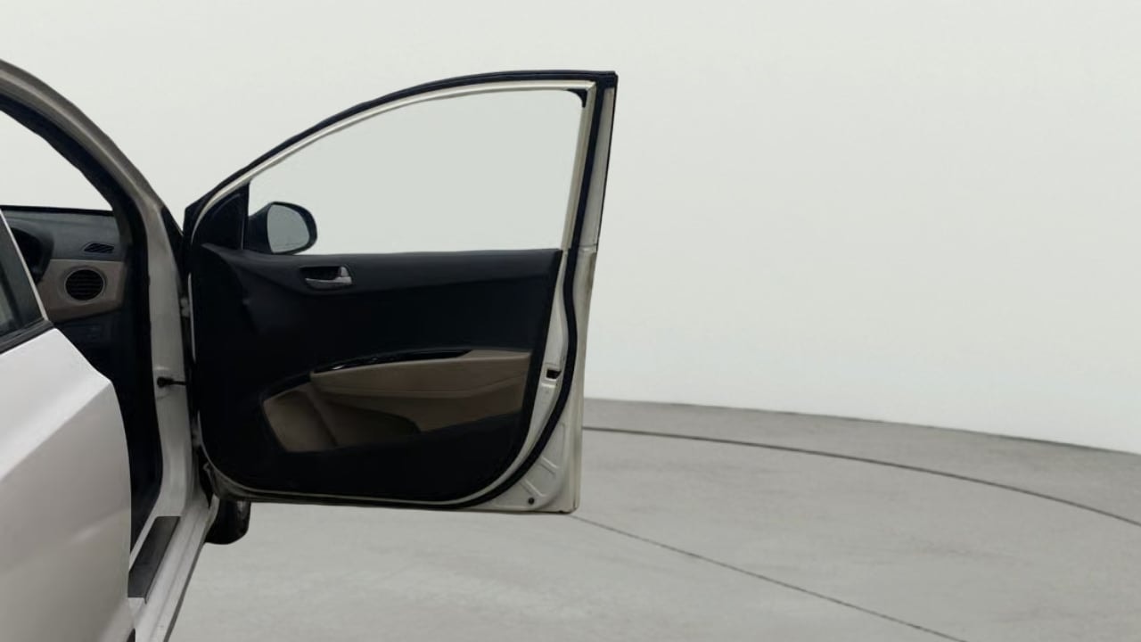 View 2014 Hyundai Xcent S Petrol Image 43 Used 2014 Hyundai Xcent S Petrol Image 43