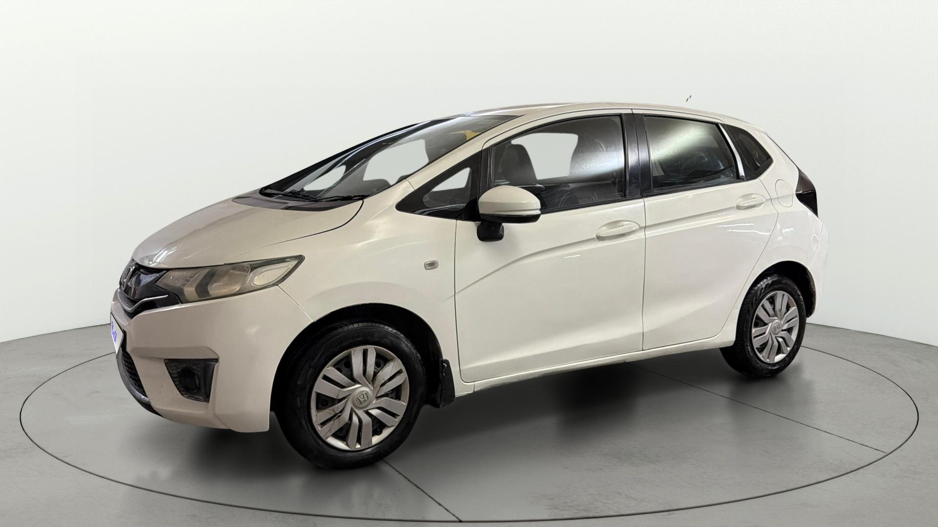 View 2015 Honda Jazz E MT Diesel Image 35 Used 2015 Honda Jazz E MT Diesel Image 35