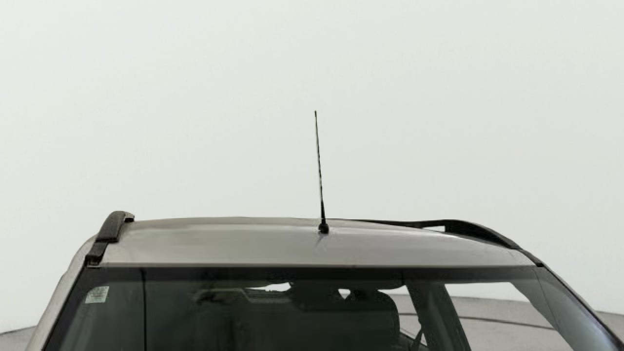View 2017 Mahindra TUV300 T8 Image 4 Used 2017 Mahindra TUV300 T8 Image 4