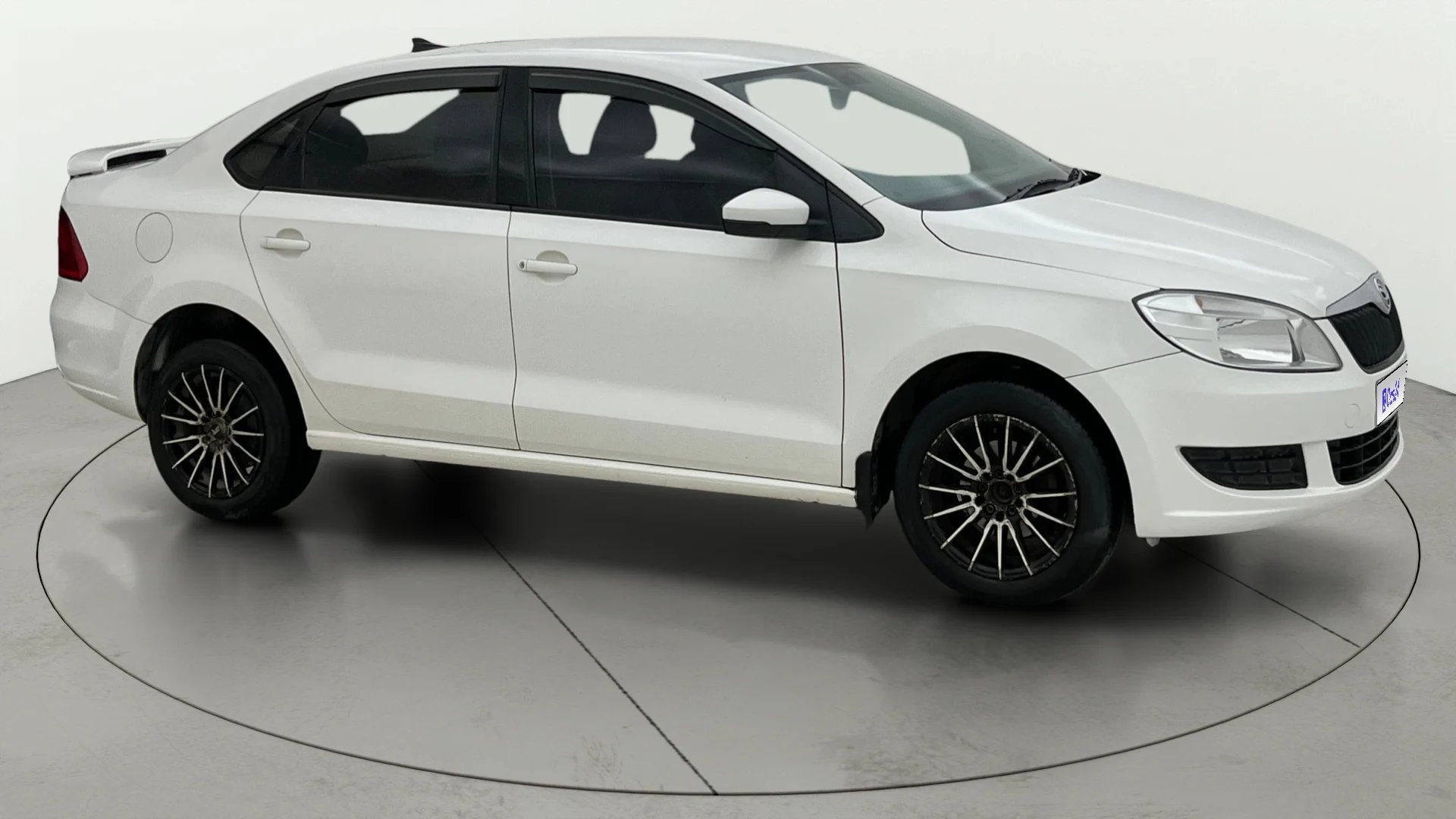 View 2016 Skoda Rapid 1.6 MPI Active Petrol BS IV Image 35 Used 2016 Skoda Rapid 1.6 MPI Active Petrol BS IV Image 35