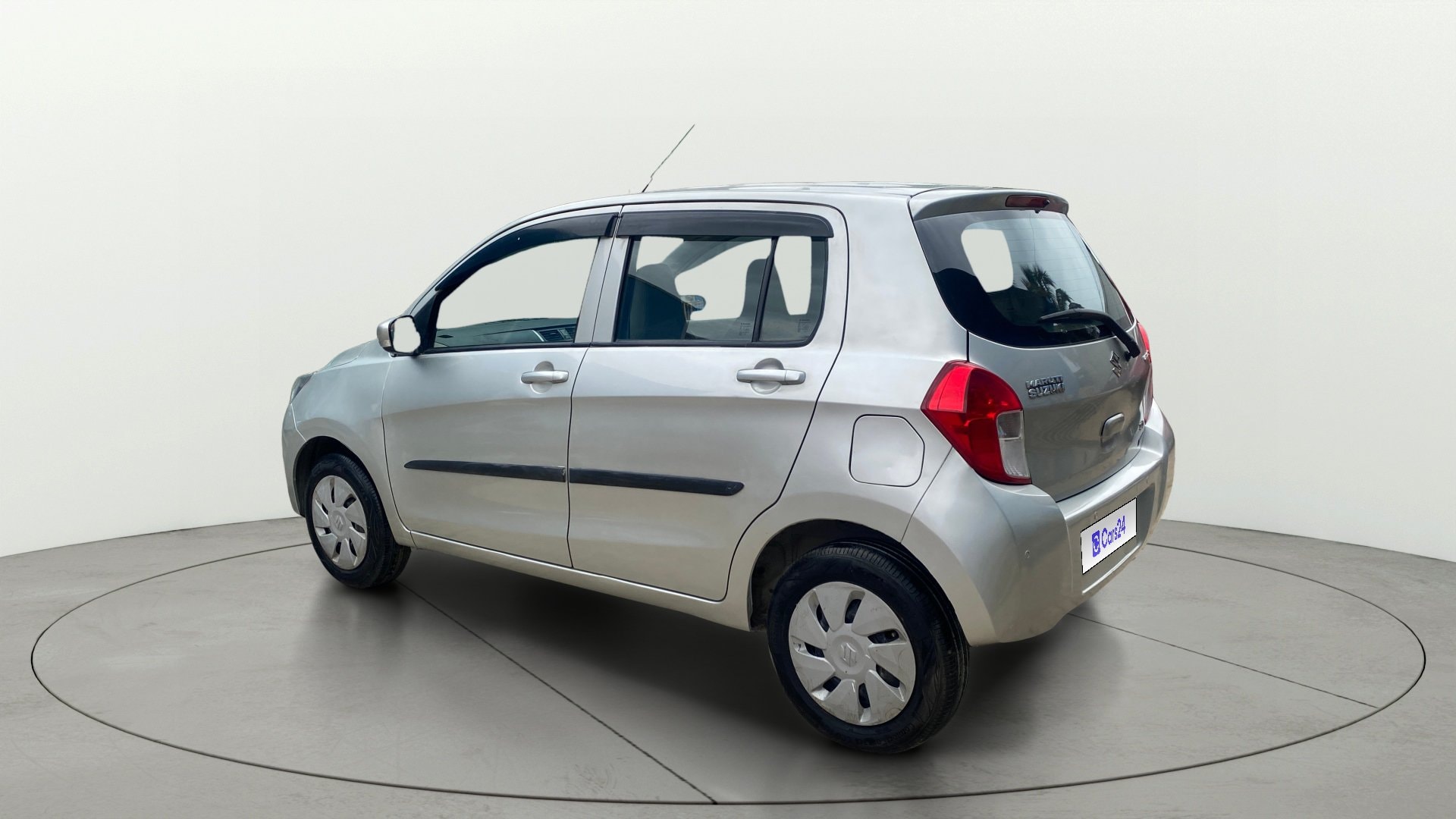 View 2017 Maruti Suzuki 1000 Base Variant Image 2 Used 2017 Maruti Suzuki 1000 Base Variant Image 2