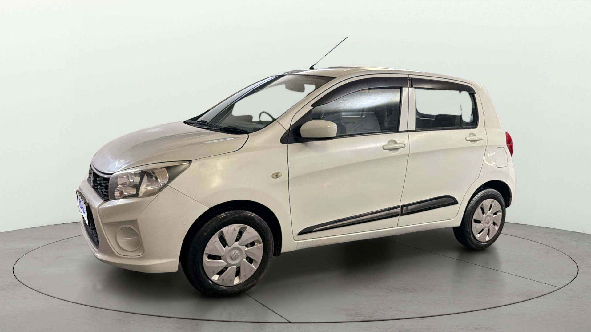 View 2018 Maruti Suzuki 1000 Base Variant Image 34 Used 2018 Maruti Suzuki 1000 Base Variant Image 34