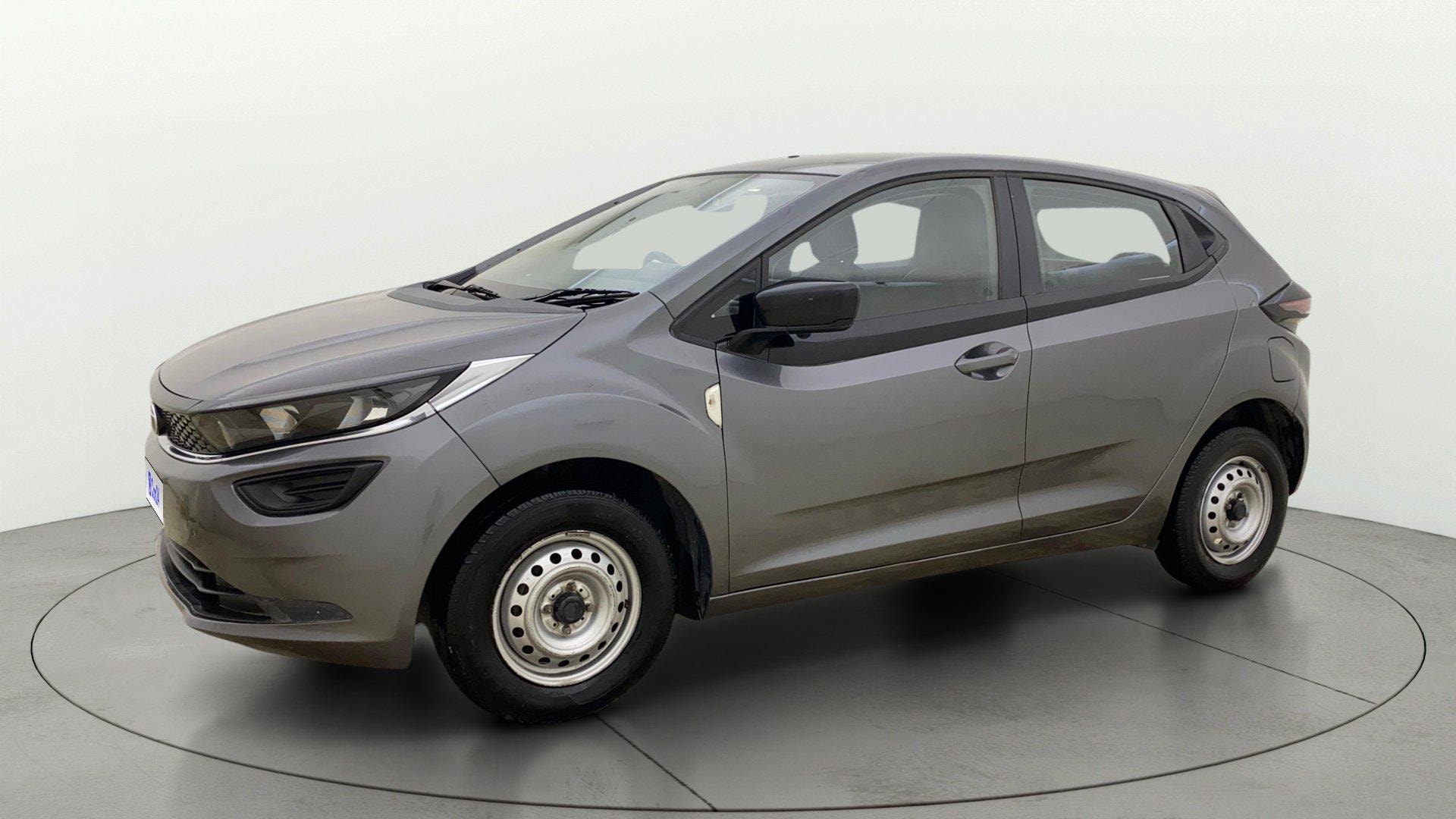 View 2022 Tata Altroz XE Petrol Image 35 Used 2022 Tata Altroz XE Petrol Image 35