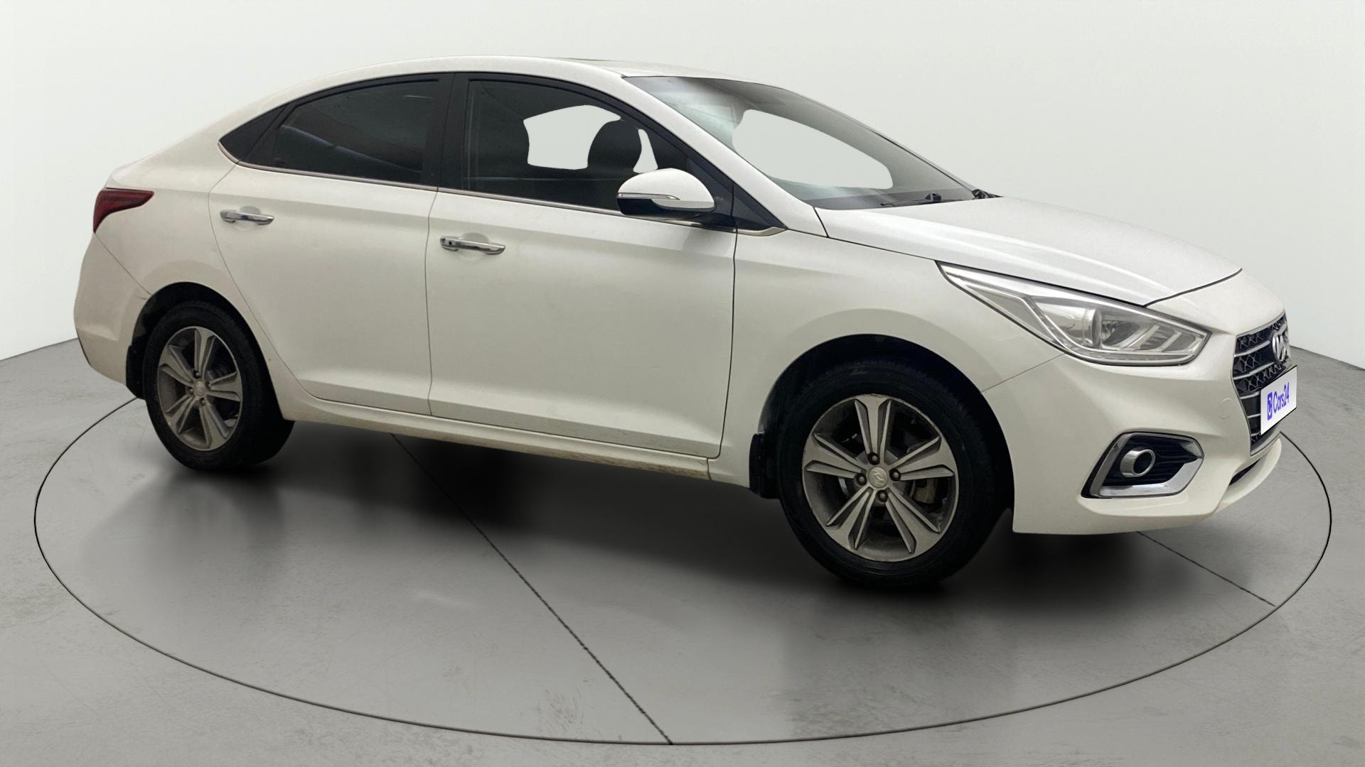 View 2019 Hyundai Verna 1.6 VTVT SX (O) AT Image 38 Used 2019 Hyundai Verna 1.6 VTVT SX (O) AT Image 38