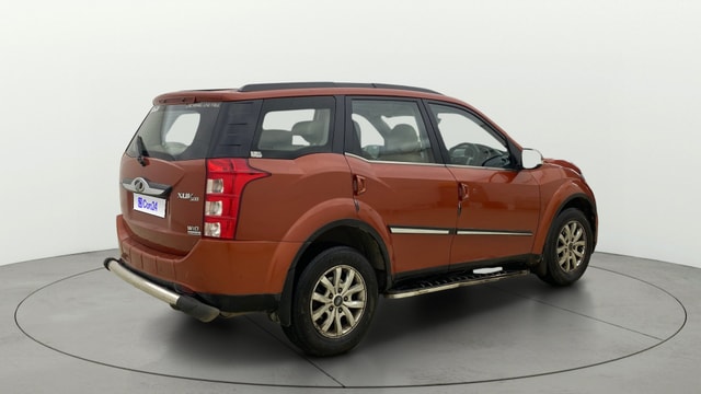 View Mahindra XUV500 Image 48 Used Mahindra XUV500 Image 48