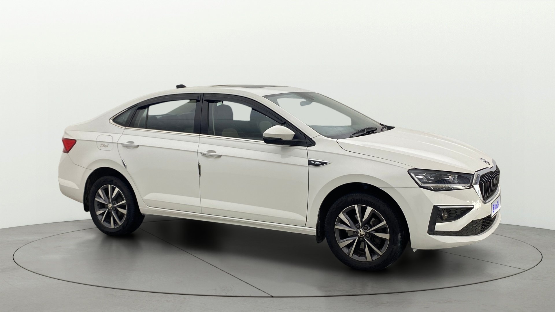 View 2023 Skoda Slavia Style 1.0 TSI AT Image 21 Used 2023 Skoda Slavia Style 1.0 TSI AT Image 21