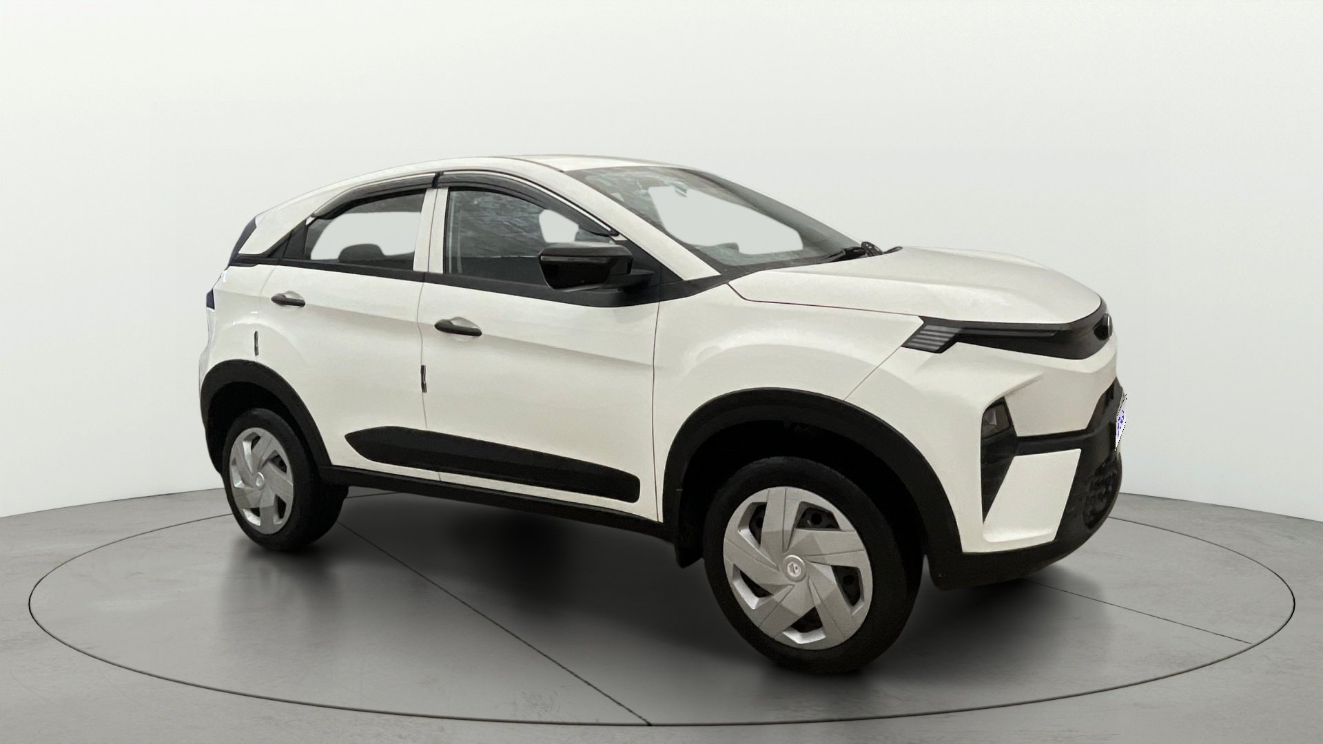 View 2024 Tata Nexon Revotron XE Image 35 Used 2024 Tata Nexon Revotron XE Image 35