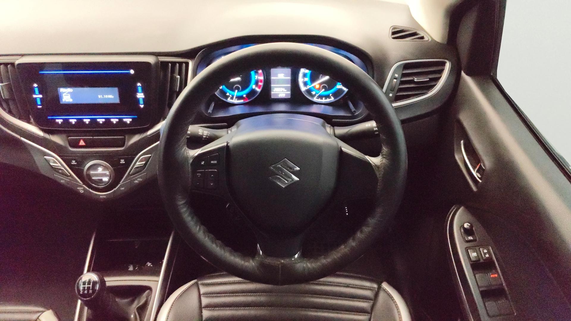 View 2022 Maruti Suzuki 1000 Base Variant Image 20 Used 2022 Maruti Suzuki 1000 Base Variant Image 20