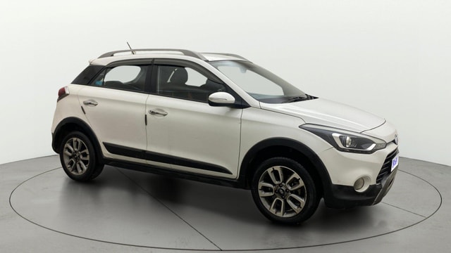 View Hyundai i20 Active Image 37 Used Hyundai i20 Active Image 37