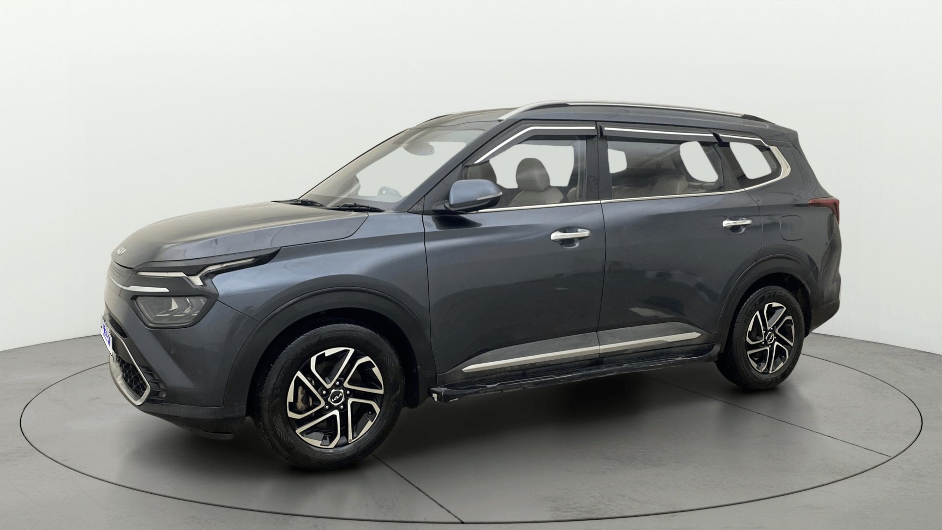 Used 2023 Kia Carens Used 2023 Kia Carens