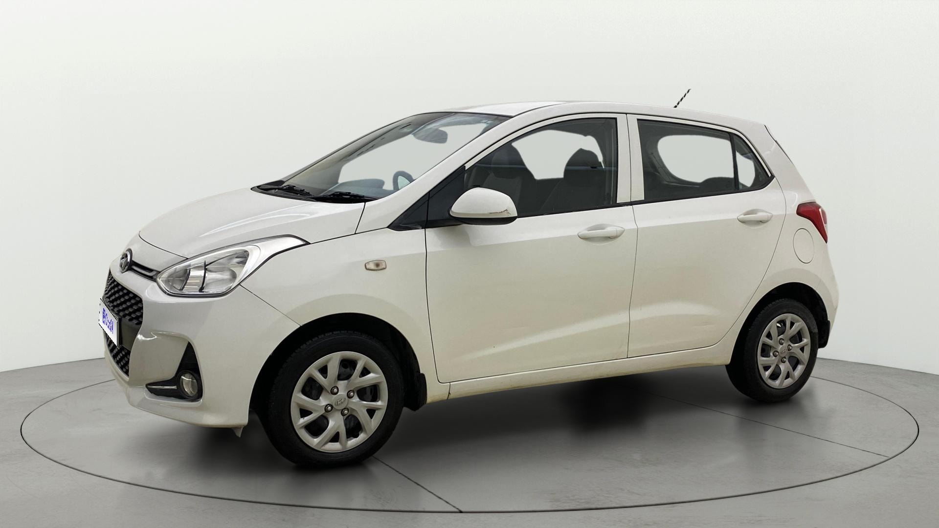 View 2017 Hyundai Grand i10 1.2 Magna Petrol AT Image 34 Used 2017 Hyundai Grand i10 1.2 Magna Petrol AT Image 34