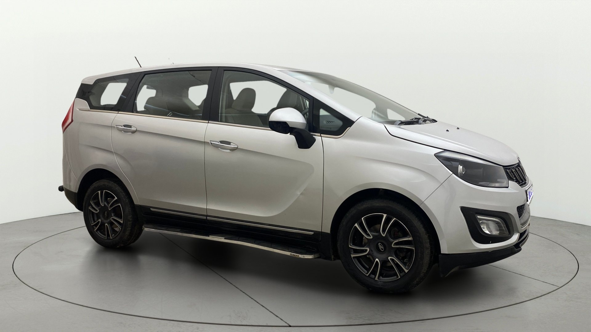 Used 2018 Mahindra Marazzo Used 2018 Mahindra Marazzo