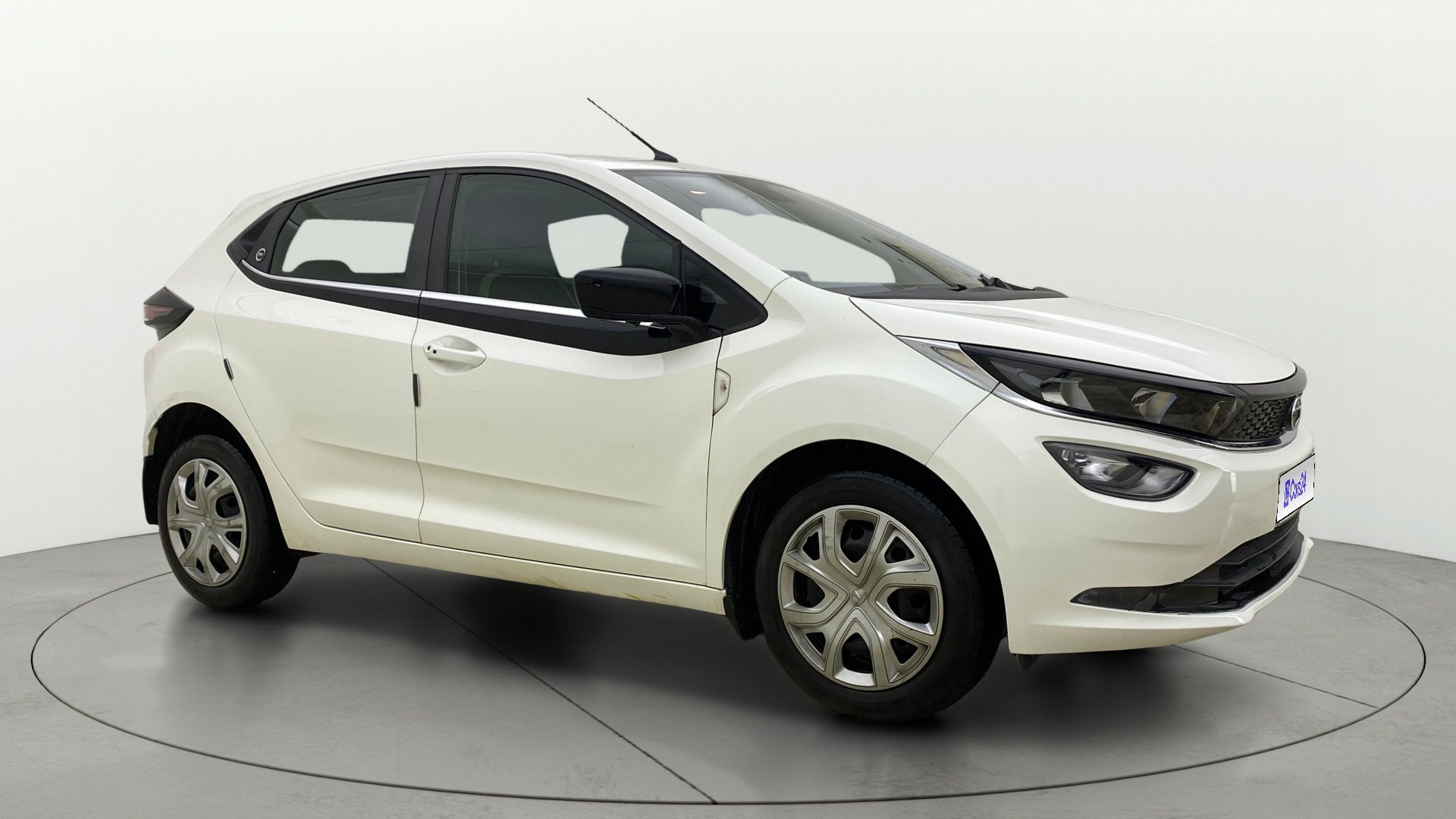 View 2023 Tata Altroz XT Petrol Image 23 Used 2023 Tata Altroz XT Petrol Image 23