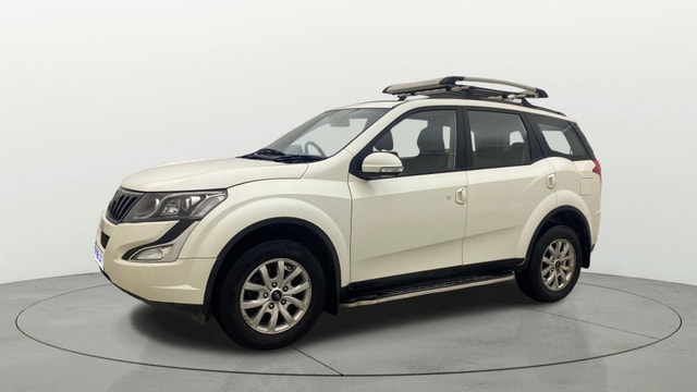 View Mahindra XUV500 Image 23 Used Mahindra XUV500 Image 23