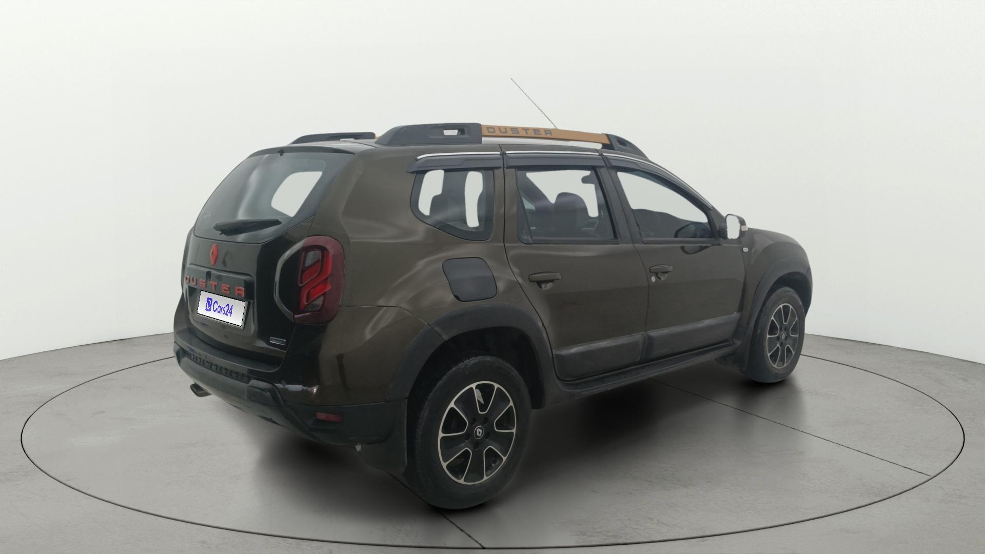 View 2019 Renault Duster Diesel 110PS RXZ AMT Image 43 Used 2019 Renault Duster Diesel 110PS RXZ AMT Image 43
