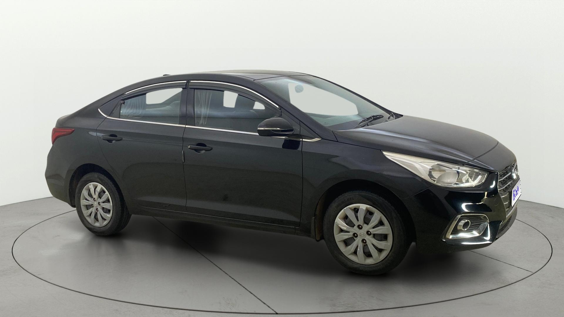 View 2019 Hyundai Verna 1.4 VTVT E Image 22 Used 2019 Hyundai Verna 1.4 VTVT E Image 22