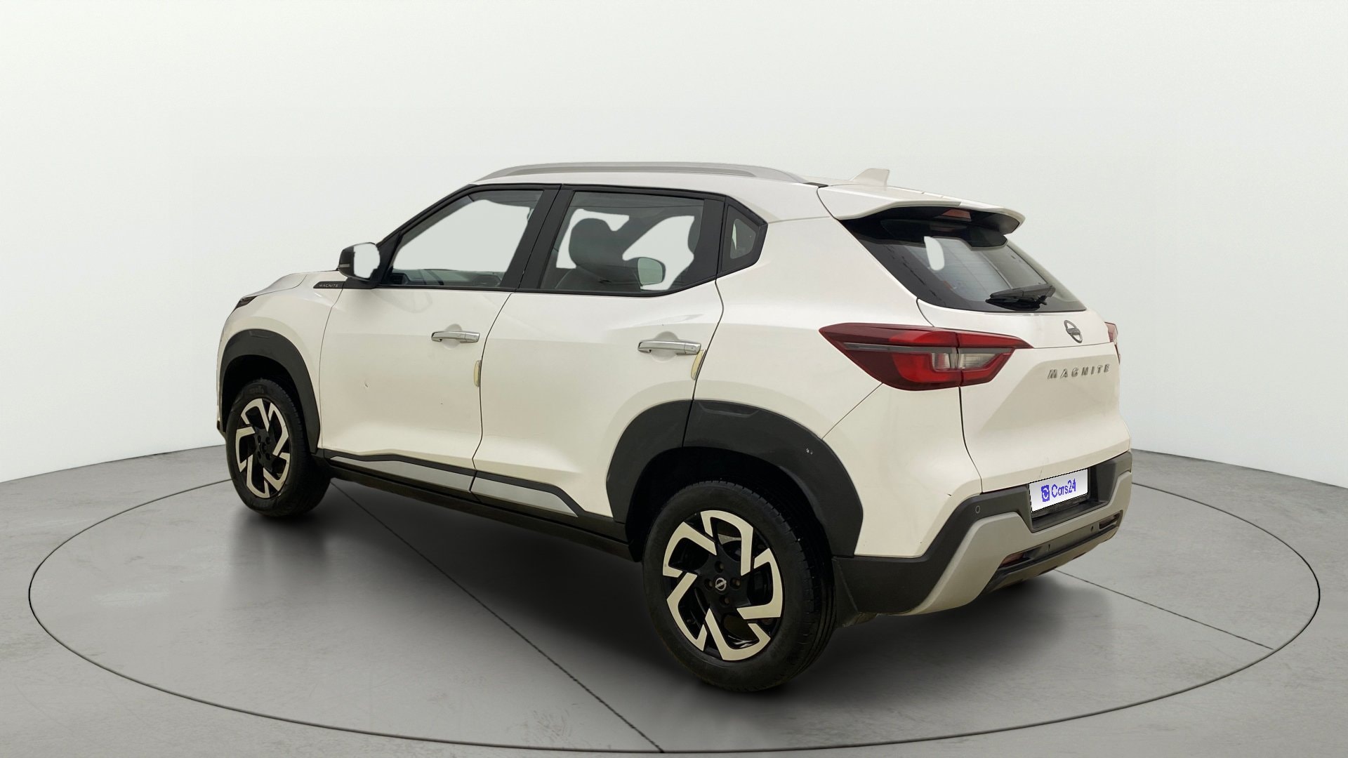 View 2022 Nissan Magnite XV Image 2 Used 2022 Nissan Magnite XV Image 2