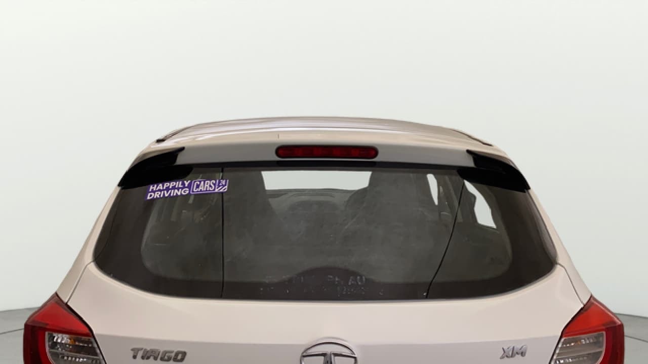 View 2019 Tata Tiago Revotorq XB Image 4 Used 2019 Tata Tiago Revotorq XB Image 4