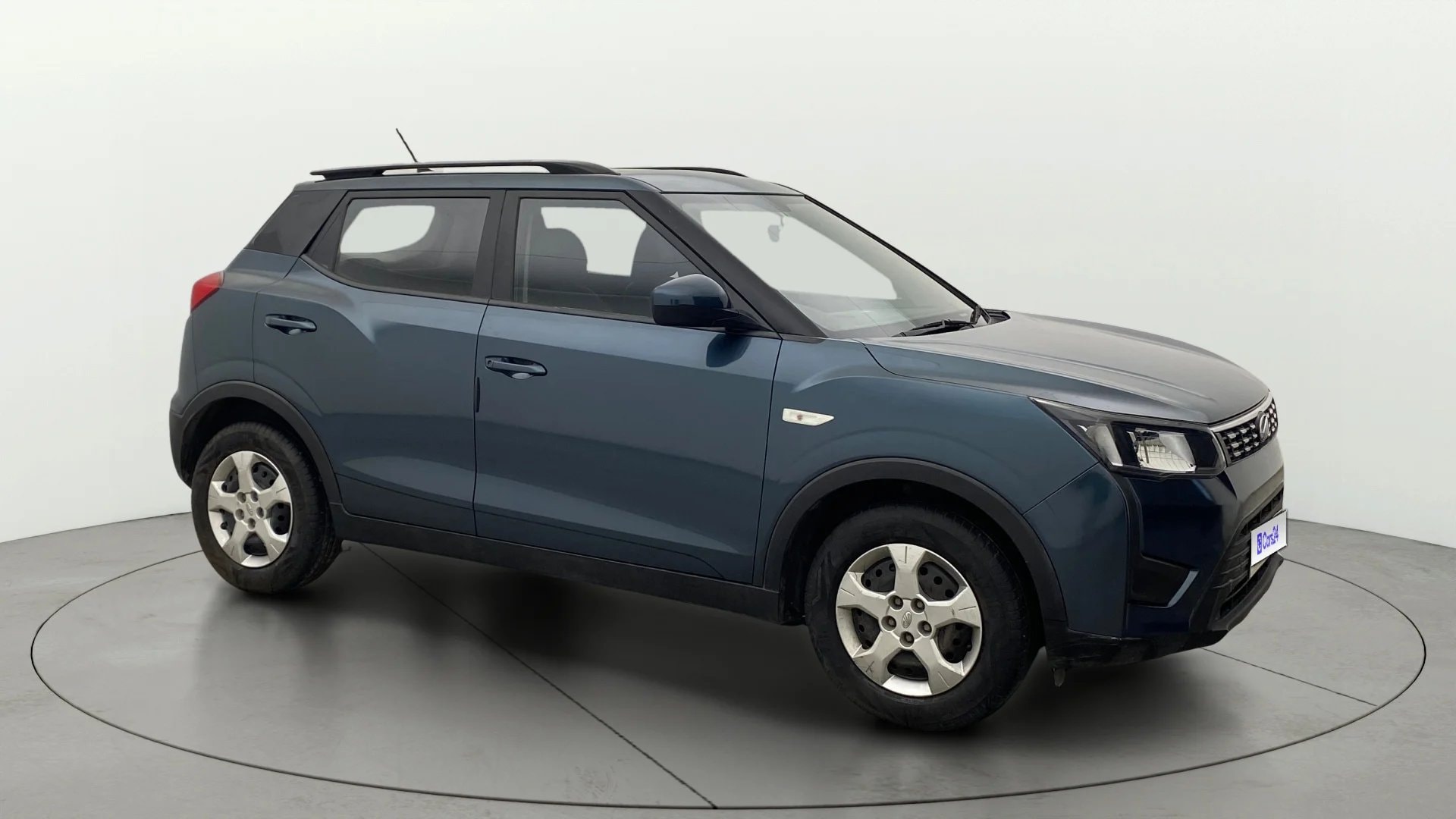 Used 2022 Mahindra XUV300 Used 2022 Mahindra XUV300