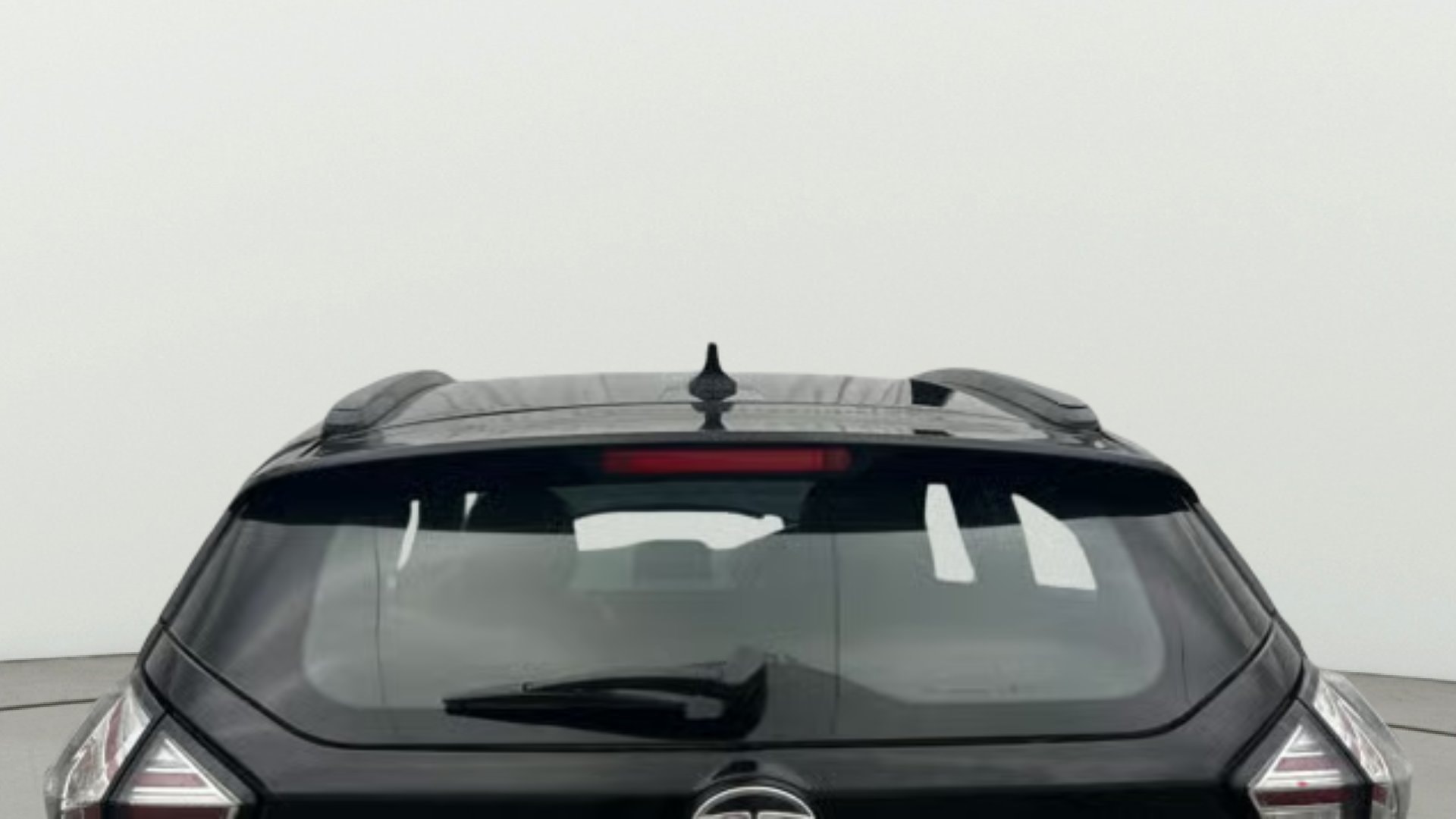 View 2022 Tata Nexon Revotron XE Image 4 Used 2022 Tata Nexon Revotron XE Image 4