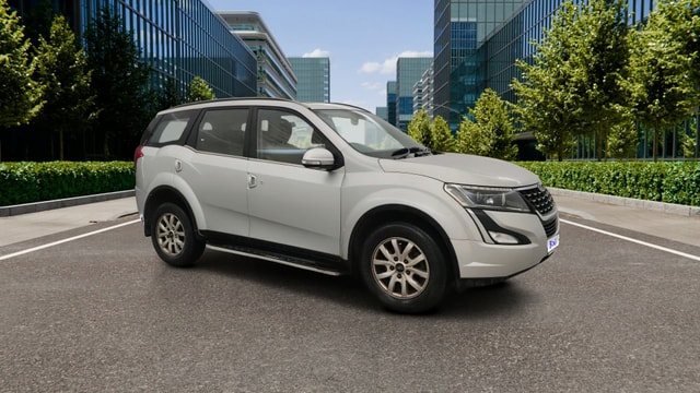 View Mahindra XUV500 Image 24 Used Mahindra XUV500 Image 24