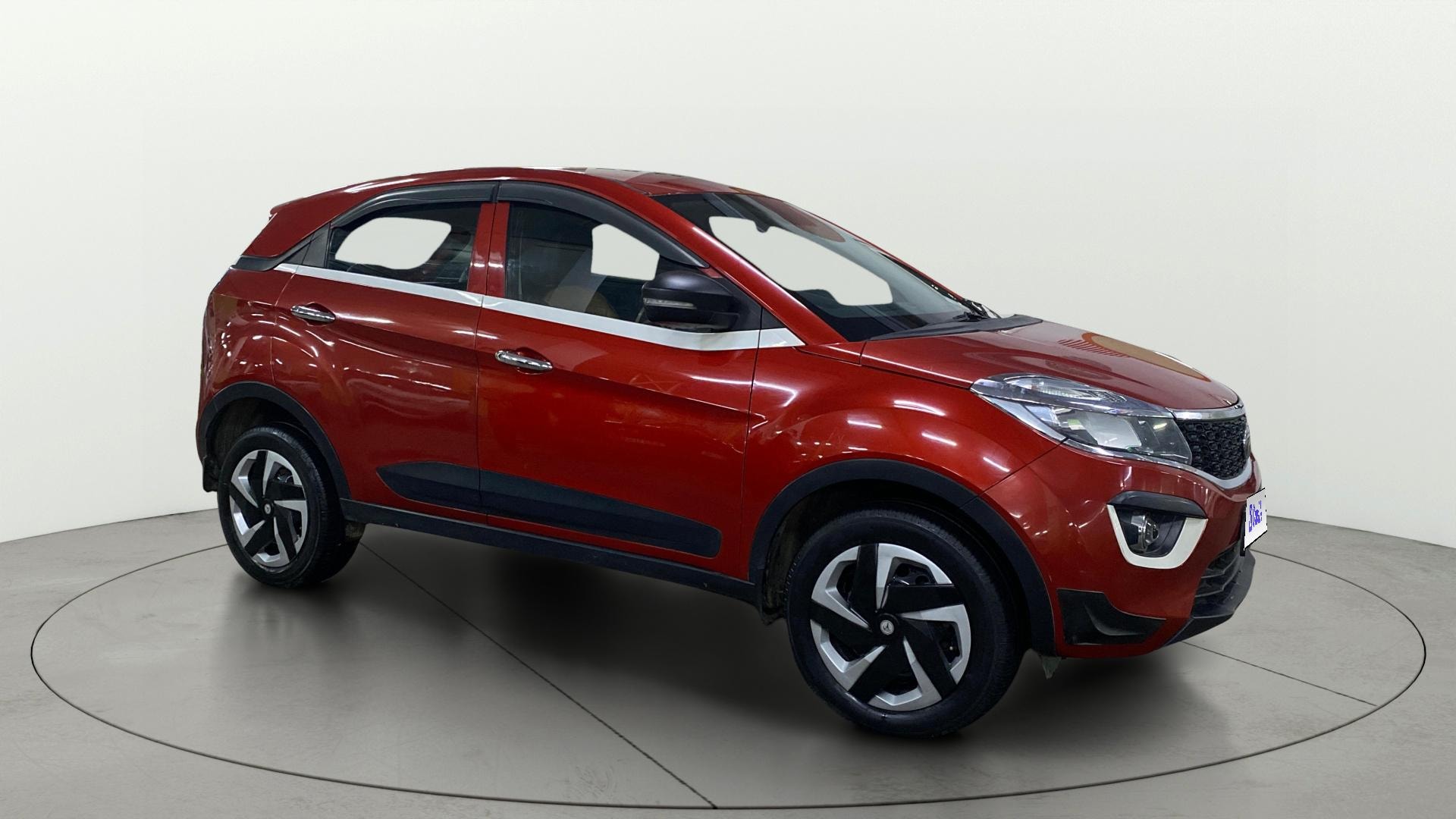 View 2018 Tata Nexon Revotorq XM Image 22 Used 2018 Tata Nexon Revotorq XM Image 22