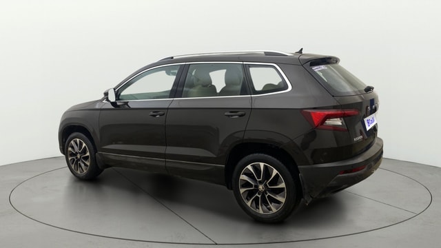 View Skoda Karoq Image 2 Used Skoda Karoq Image 2