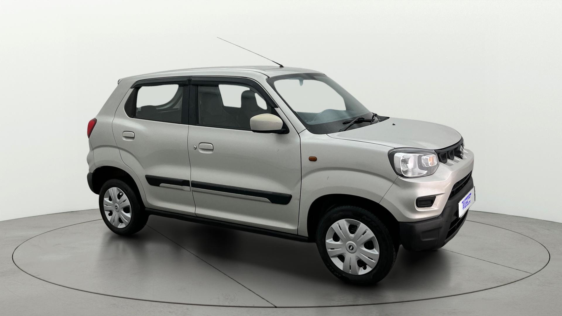 Used 2020 Maruti Suzuki 1000 Used 2020 Maruti Suzuki 1000