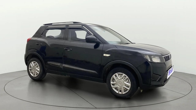 View Mahindra XUV300 Image 21 Used Mahindra XUV300 Image 21