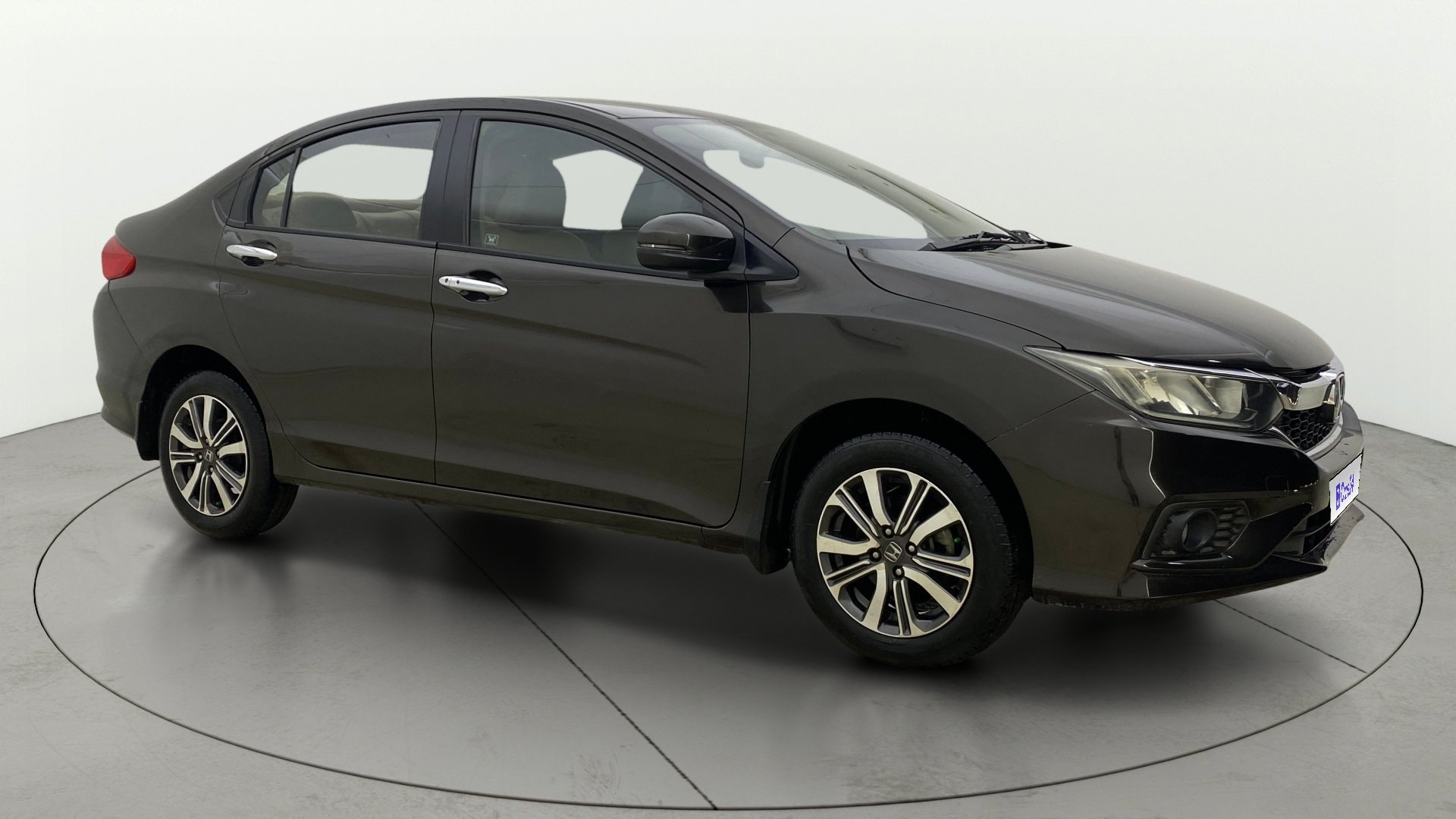 View 2022 Honda City ZX MT Diesel Anniversary Edition Image 22 Used 2022 Honda City ZX MT Diesel Anniversary Edition Image 22