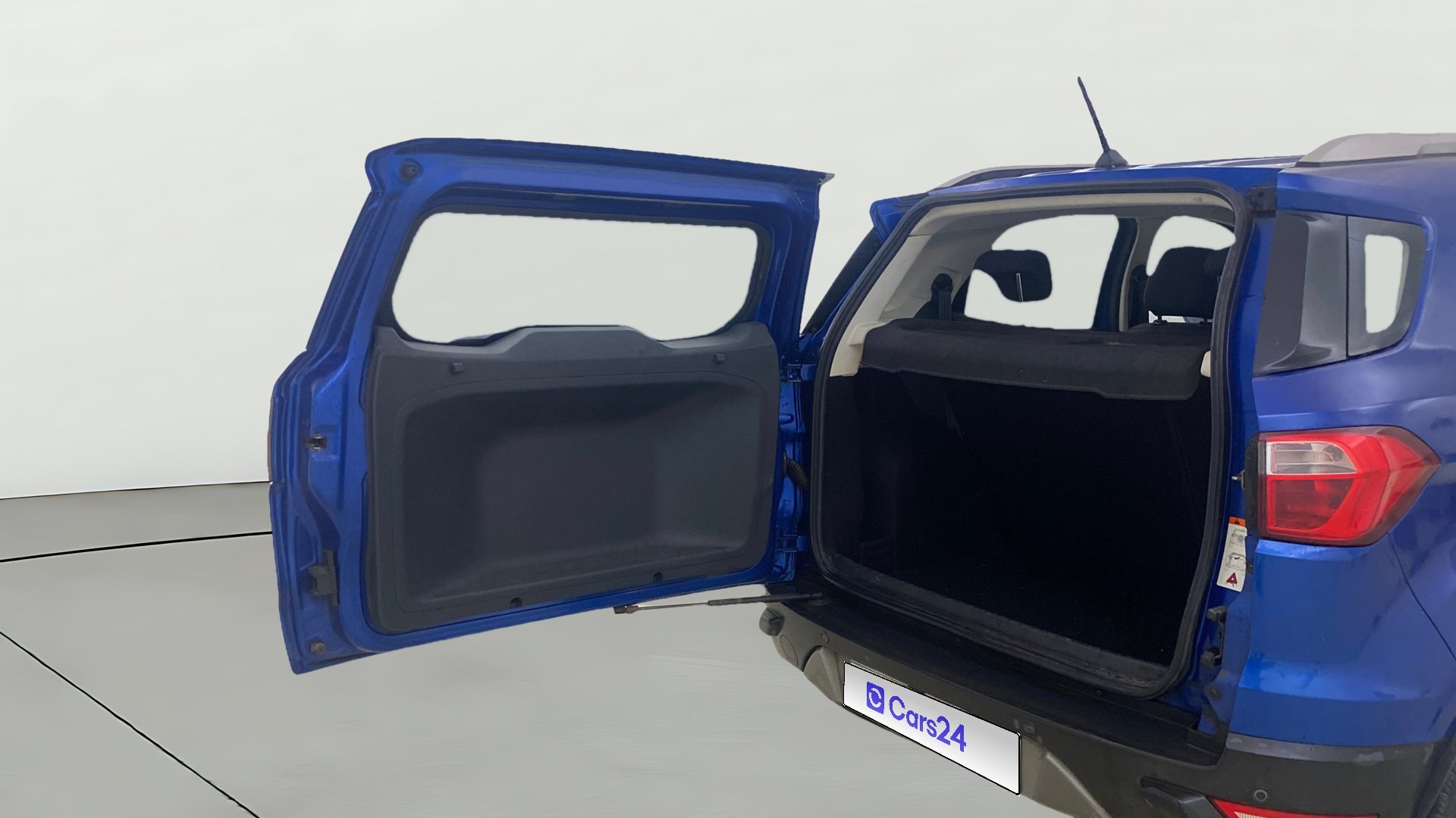 View 2019 Ford EcoSport 1.5 TDCi Diesel Ambiente BS IV Image 16 Used 2019 Ford EcoSport 1.5 TDCi Diesel Ambiente BS IV Image 16