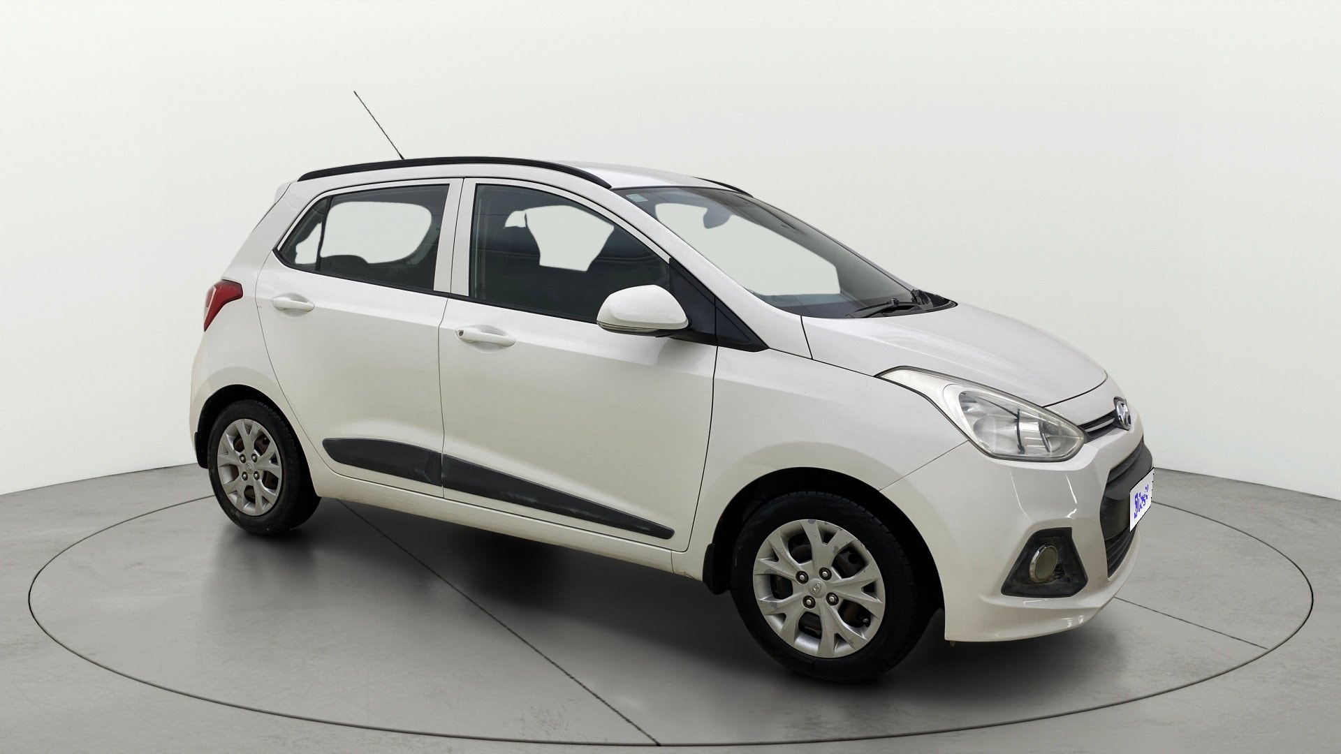 View 2016 Hyundai Grand i10 Sportz 1.2 Kappa Image 35 Used 2016 Hyundai Grand i10 Sportz 1.2 Kappa Image 35
