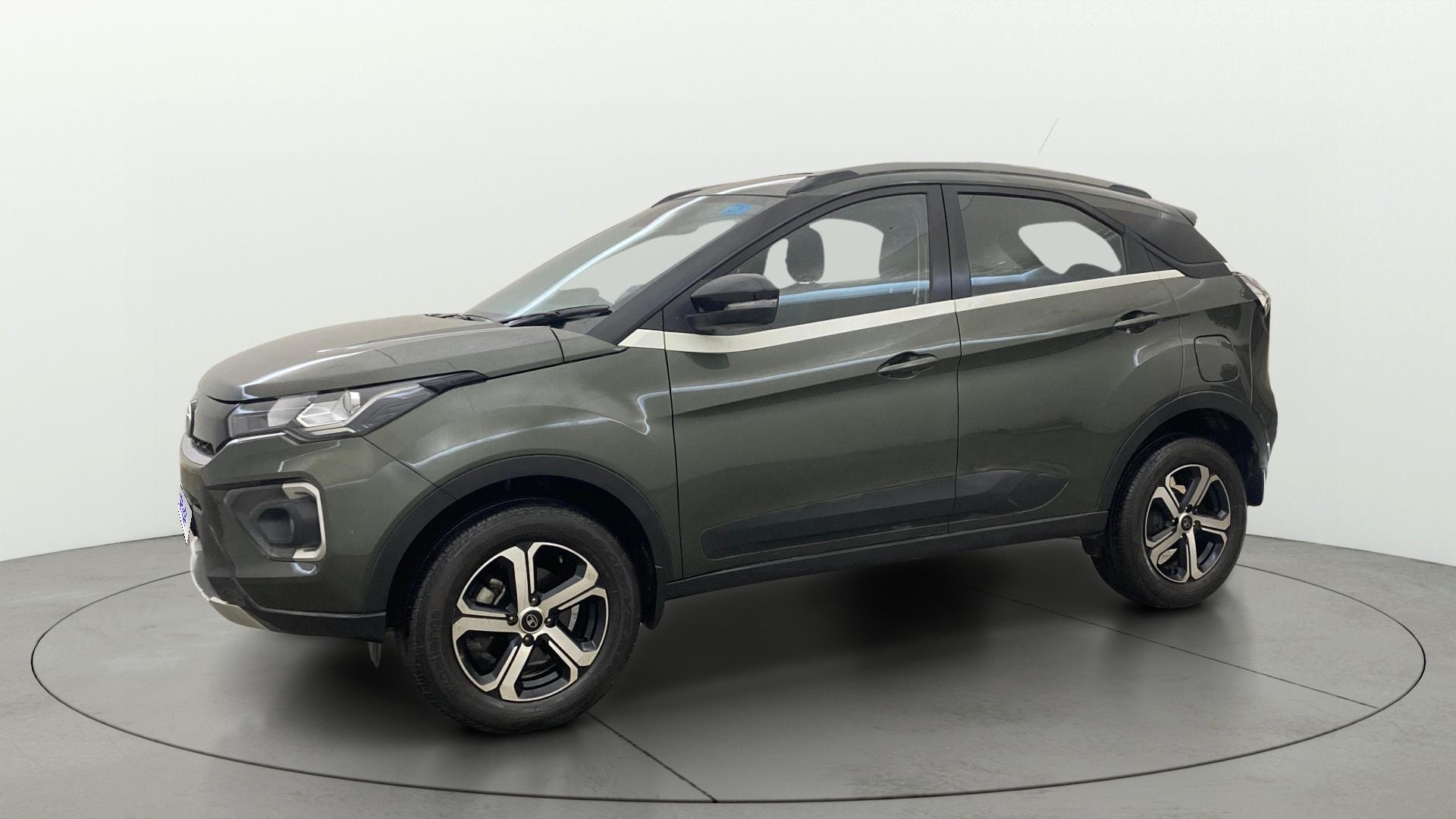 View 2022 Tata Nexon Revotron XE Image 22 Used 2022 Tata Nexon Revotron XE Image 22
