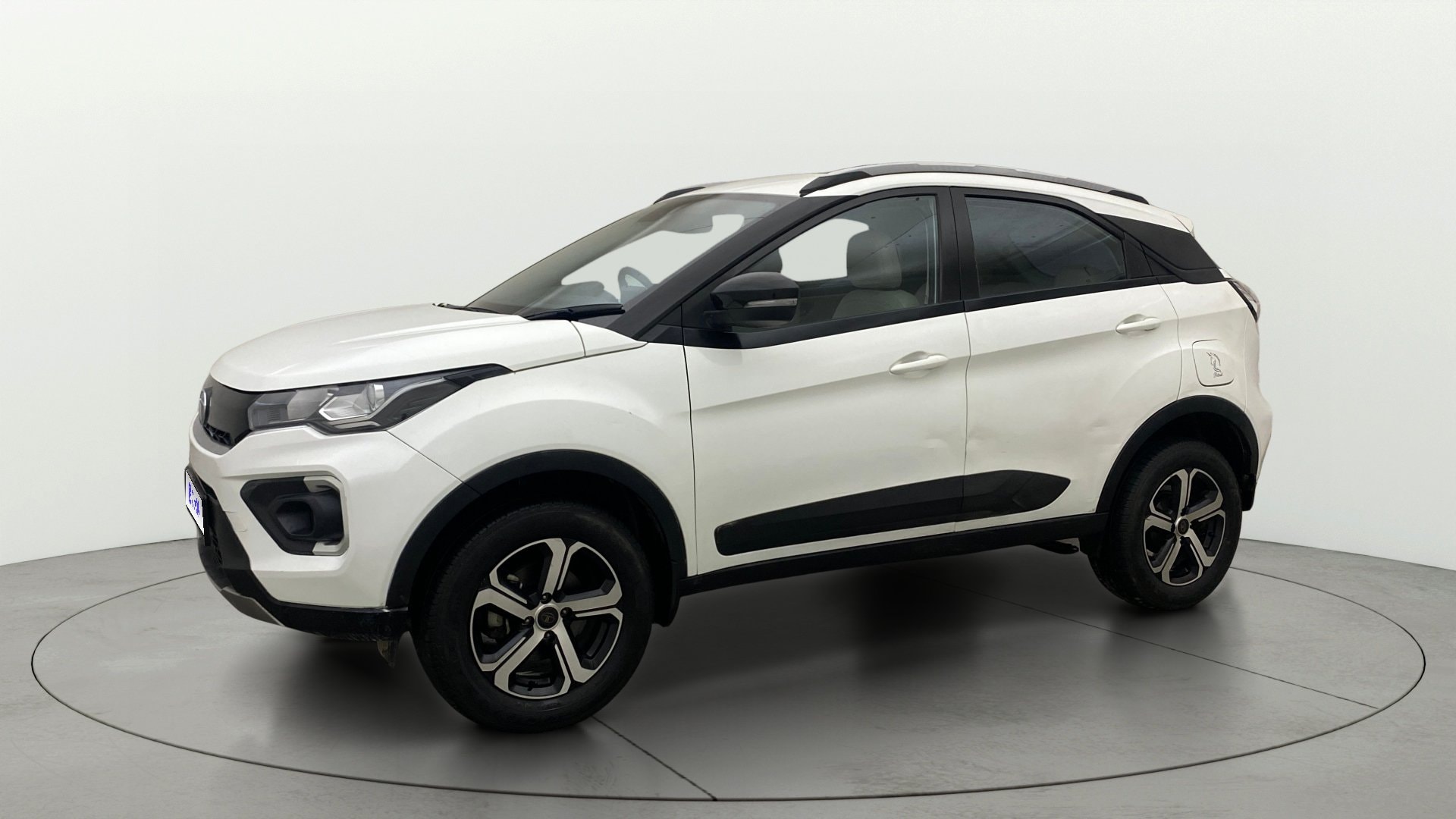 View 2023 Tata Nexon Revotron XZ Plus Luxs Jet Edition Image 37 Used 2023 Tata Nexon Revotron XZ Plus Luxs Jet Edition Image 37