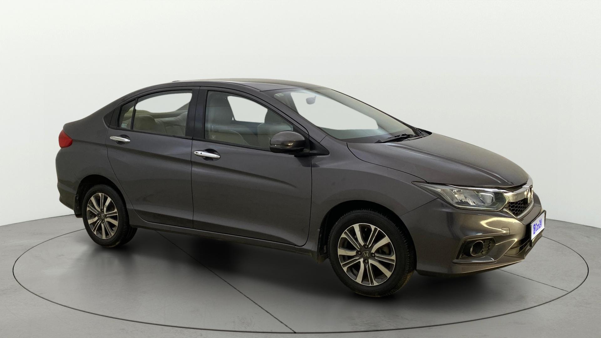 View 2017 Honda City ZX MT Diesel Anniversary Edition Image 22 Used 2017 Honda City ZX MT Diesel Anniversary Edition Image 22