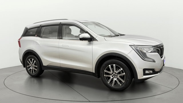 View Mahindra XUV700 Image 24 Used Mahindra XUV700 Image 24