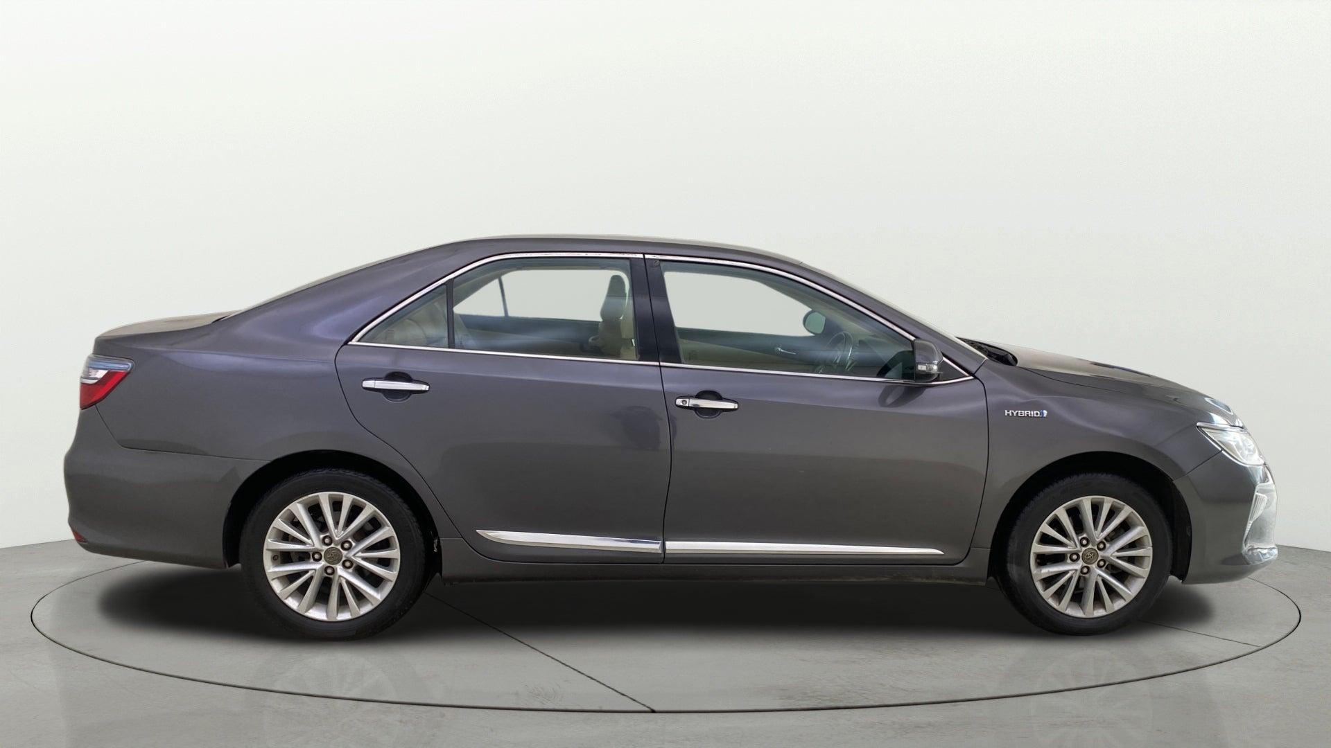 View 2016 Toyota Camry Hybrid Image 9 Used 2016 Toyota Camry Hybrid Image 9