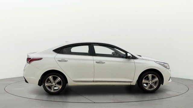 View Hyundai Verna Image 27 Used Hyundai Verna Image 27